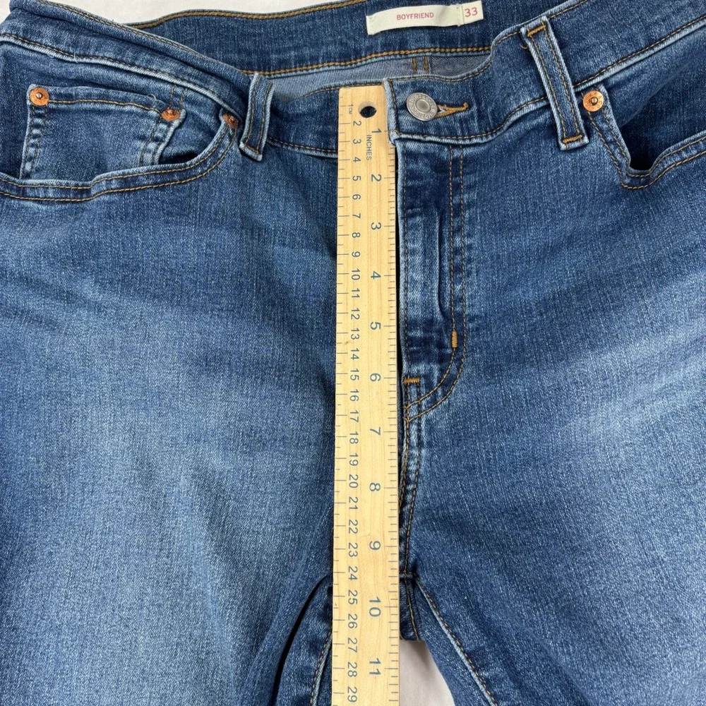 Levis Womens Boyfriend‎ Jeans Mid Rise Size 33 L27
